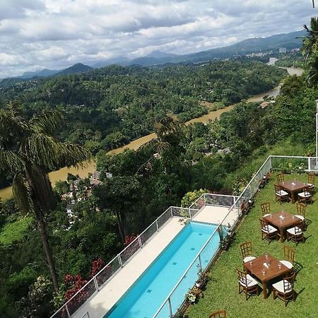 The Mountbatten Hotel Kandy Exterior photo